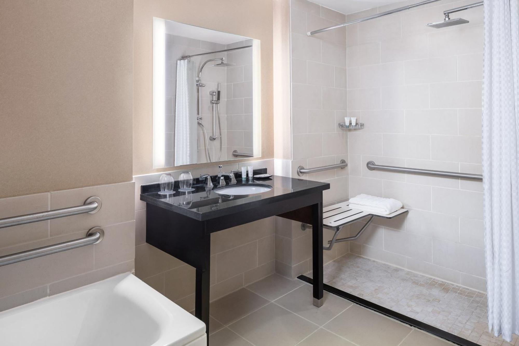 The Westin Baltimore Washington Airport - BWI Линтикам Экстерьер фото